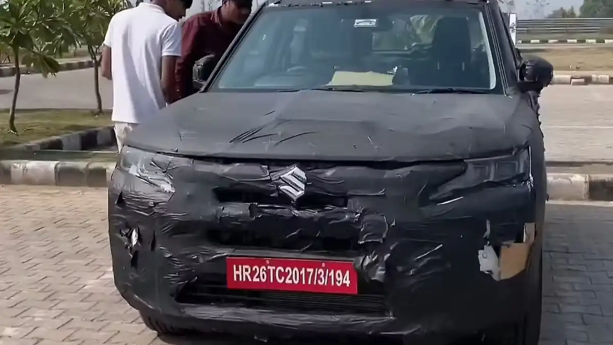 2026 Maruti Brezza Facelift Spied: 6-Speed Manual Gearbox and Premium Upgrades Revealed