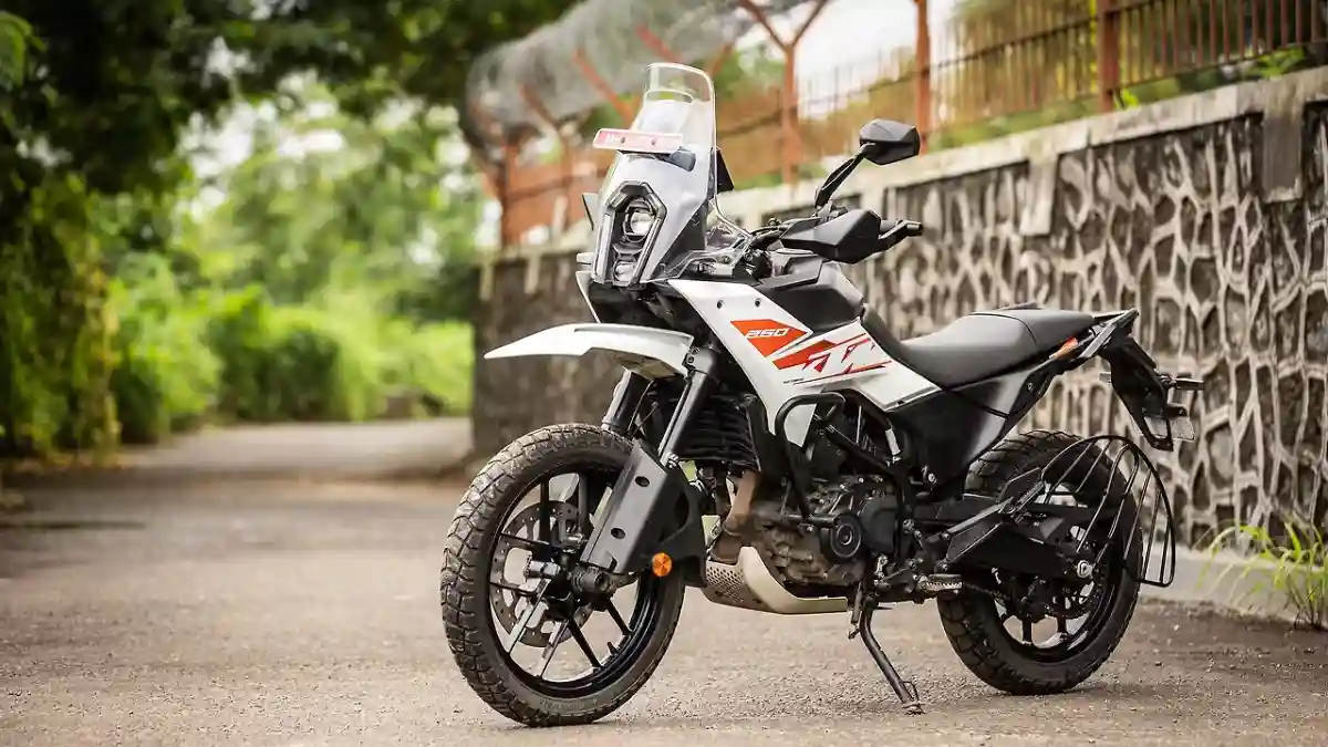 KTM 250 Adventure Now Available with Free Accessories Worth ₹12,748 — Limited-Time Offer